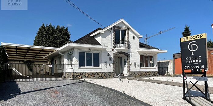 Neerlandenstraat, Landen : Maison 4 pièces à vendre