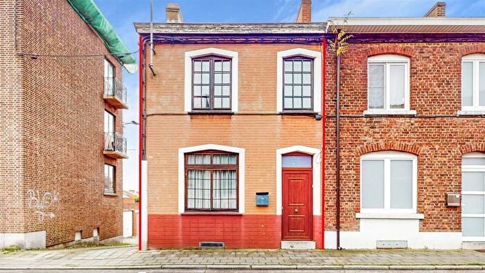 Maison 2 pièces à vendre à Rue Trieu Kaisin, MONTIGNIESSURSAMBRE