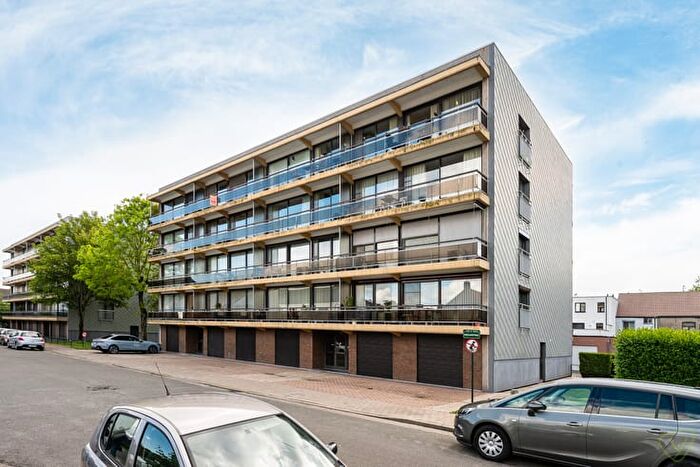 Appartement 11 pièces à vendre à Hazelaarstraat, Eeklo