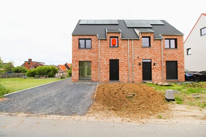 Maison 3 pièces à Dosselstraat, Westrozebeke, à louer