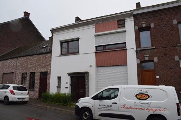 Maison 4 pièces à rue du Centre, Eugies, à vendre