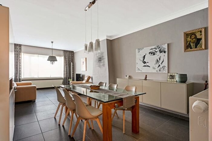 Generaal Slingeneyerlaan, GLV : Appartement 7 pièces à vendre