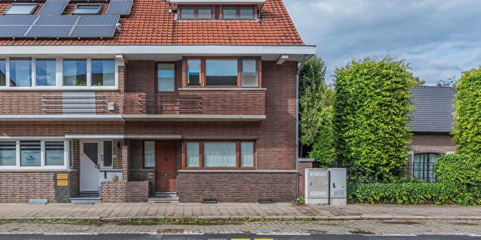Maison 3 pièces à Koningin Astridlaan, Maaseik, à vendre