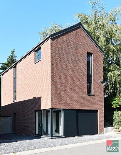 Maison 3 pièces à vendre - Rue de l'église, Momalle