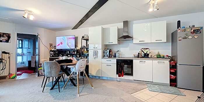 Stationsstraat, Haaltert : Appartement 1 pièce à vendre