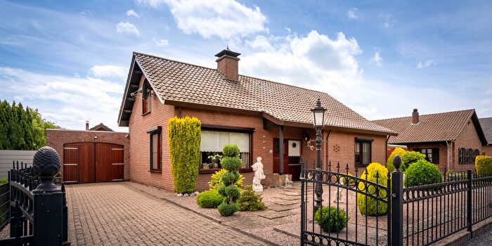 Maison 3 pièces à Kleine straat, Molenbeersel, à vendre