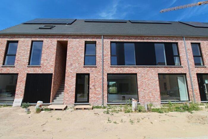Maison 7 pièces à Simonne Brugghestraat, Roeselare, à louer