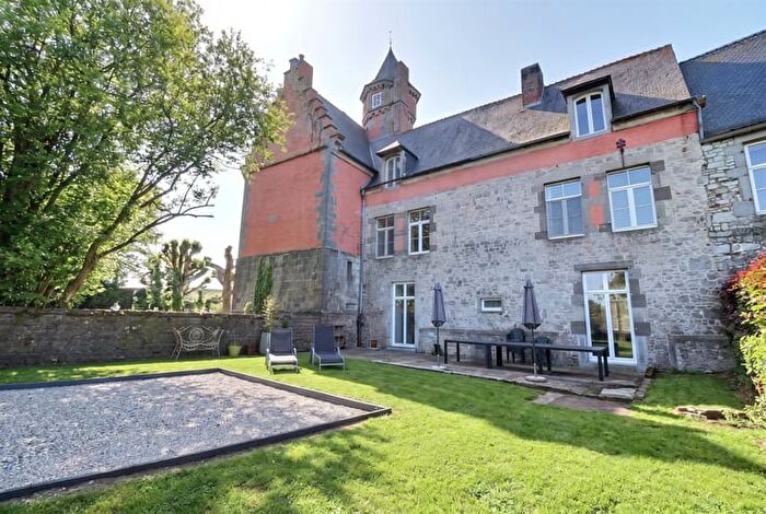 Maison 5 pièces à vendre à Rue du Château, Senzeilles