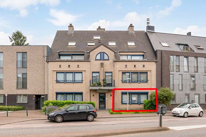 RINGLAAN BUS, HeusdenZolder : Appartement 3 pièces à vendre