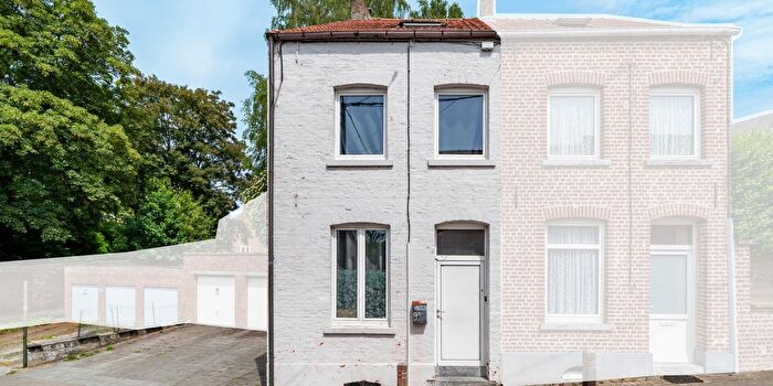 Maison 2 pièces à Rue du modron, Jodoigne, à vendre