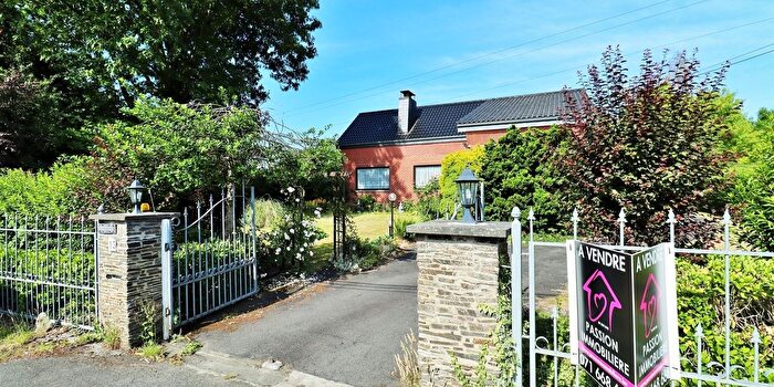 Maison 4 pièces à Philippeville, Namen, à vendre