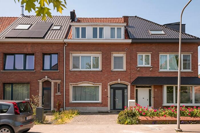 Maison 5 pièces à vendre - Te Nijverdoncklaan, Edegem