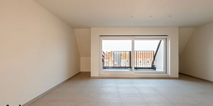 Appartement 2 pièces à Stationsstraat, Eeklo, à vendre