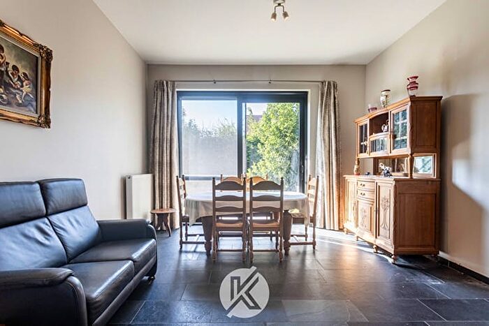 Houtemstraat C, Herzele : Appartement 8 pièces à vendre