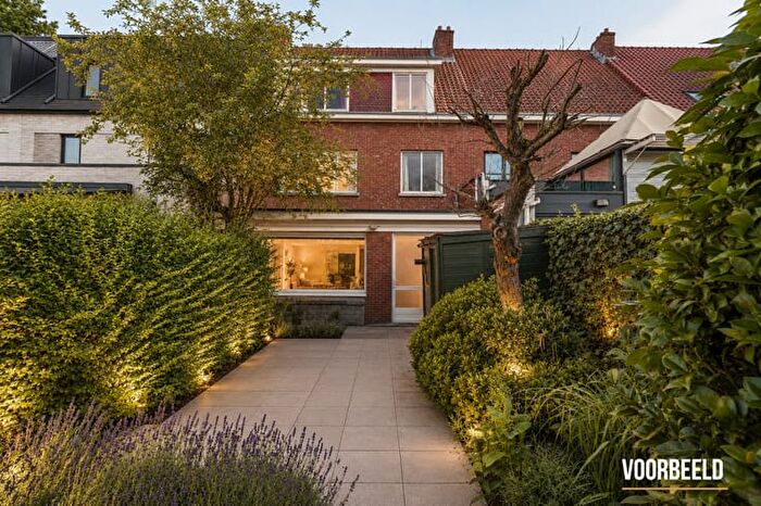 Maison 14 pièces à Aerdenlei, Brasschaat, à vendre