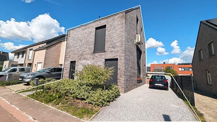 Maison 4 pièces à Lindenlaan, Wetteren, à vendre