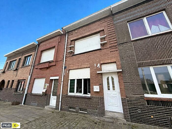 Maison 10 pièces à Route De Frasnes, Lessines, à vendre