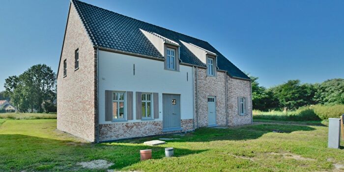 Maison à Weidestraat, Leopoldsburg, à louer