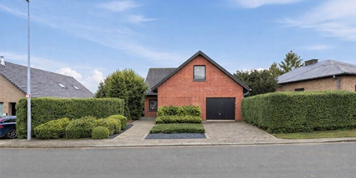Maison 4 pièces à vendre à Sportlaan, Beselare