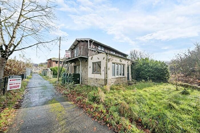 Maison 2 pièces à Rue du Pont, Comblainaupont, à vendre