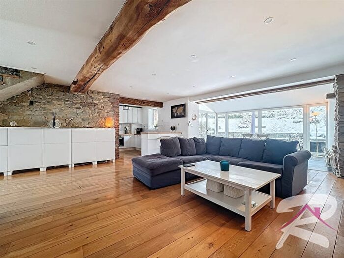 Maison 4 pièces à Route de Strée, Stréelezhuy, à vendre