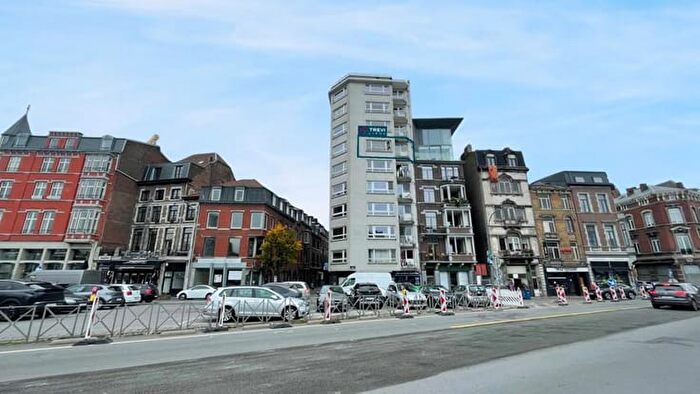 Appartement 2 pièces à Quai Sur Meuse, Liège, à vendre
