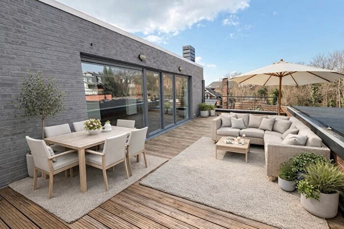 Appartement 6 pièces à Rue Vignoul, Liège, à louer