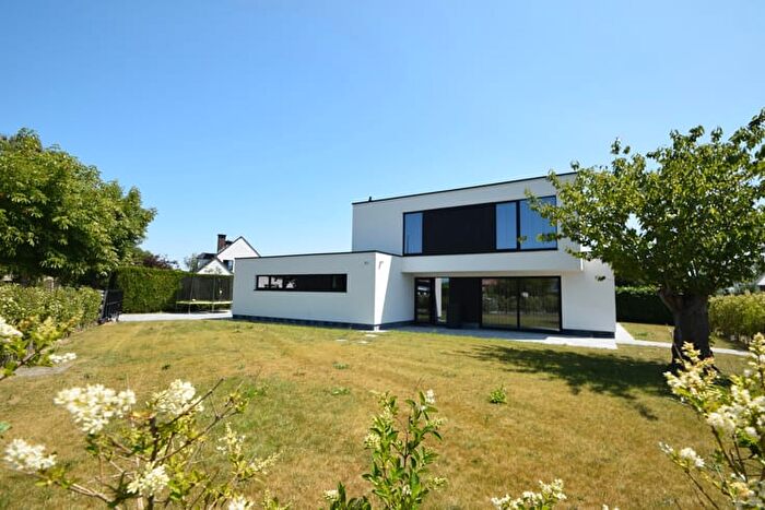 Maison 16 pièces à vendre à Wilgendreef, KnokkeHeist