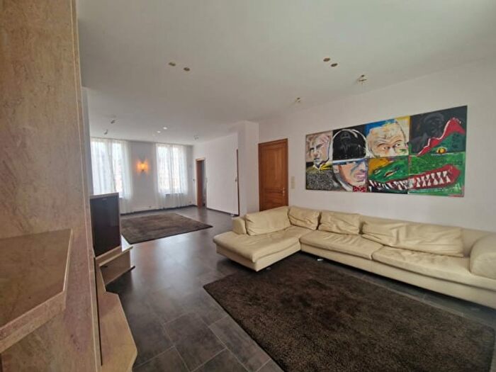 Avenue d'Hyon, Mons : Maison 3 pièces à vendre
