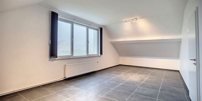 Rue de Toernich, Arlon : Appartement 1 pièce à louer