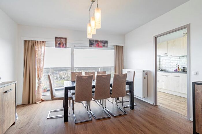 Leiebos, MERKSEM : Appartement 2 pièces à vendre