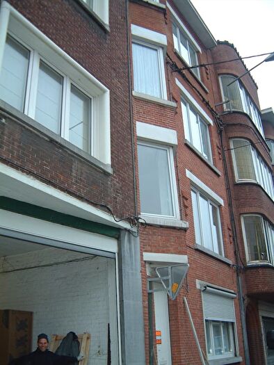 Rue Pierre Baily, Charleroi : Appartement 5 pièces à louer