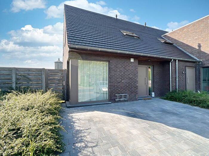 Keibergstraat, Torhout : Maison 9 pièces à vendre