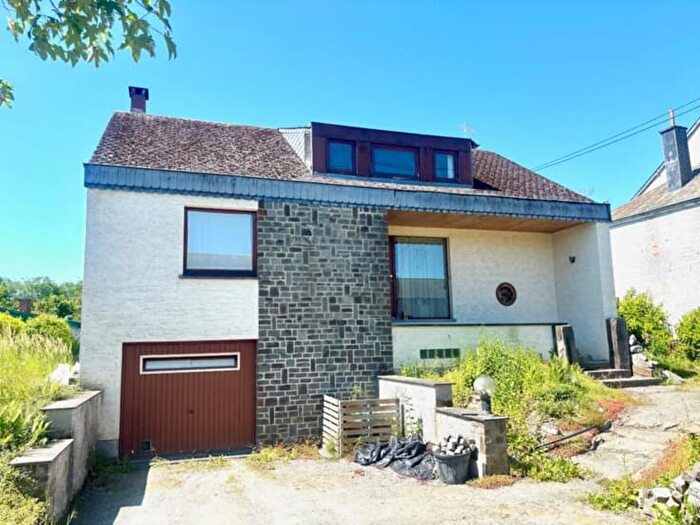 Maison 4 pièces à Rue de Jemeppe, Harsin, à vendre