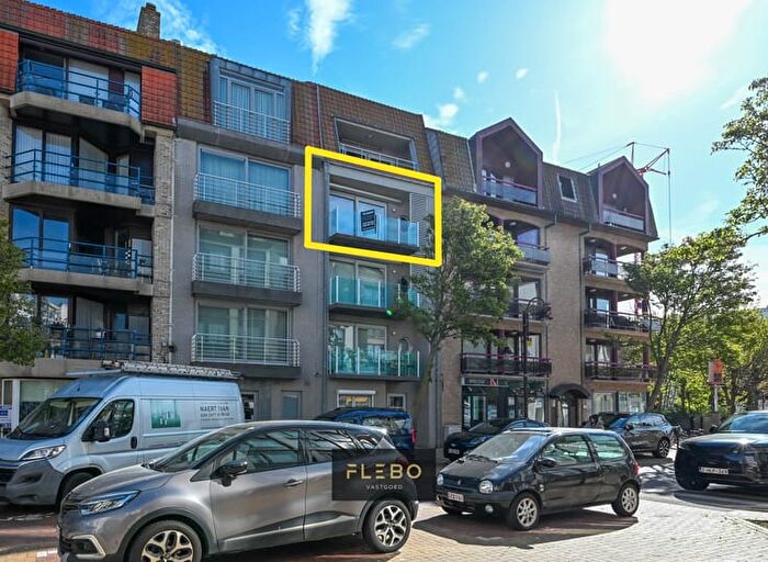 Kerkstraat, Wenduine : Appartement 8 pièces à vendre