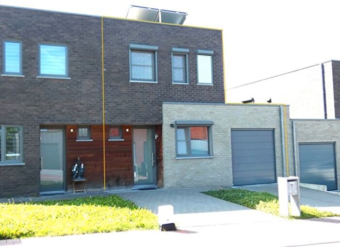 Maison 3 pièces à Marlier, Asse, à louer