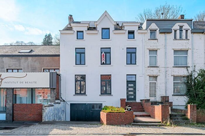 Maison 16 pièces à Av des Combattants, Courtsaintétienne, à vendre