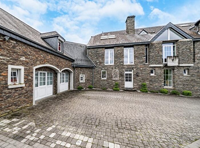 Maison 4 pièces à vendre à Rue Grande, Bastogne