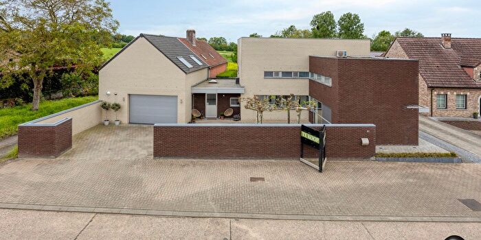 Nederstraat, Hoeselt : Maison 4 pièces à vendre