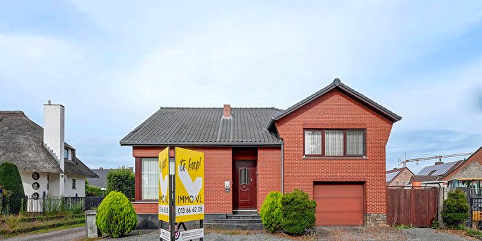 Maison 4 pièces à Grote Baan, Helchteren, à vendre
