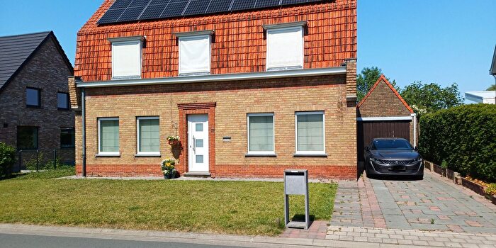 Poelstraat, Oostkamp : Maison 3 pièces à vendre