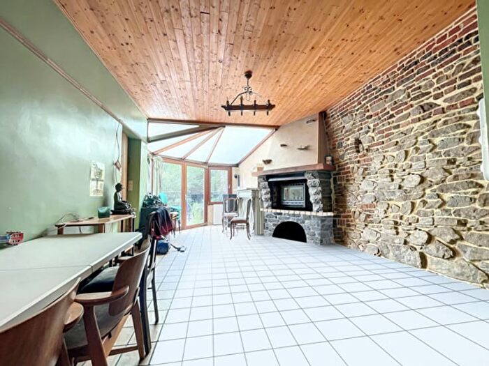Maison 5 pièces à vendre à Rue Winston Churchill, Courcelles