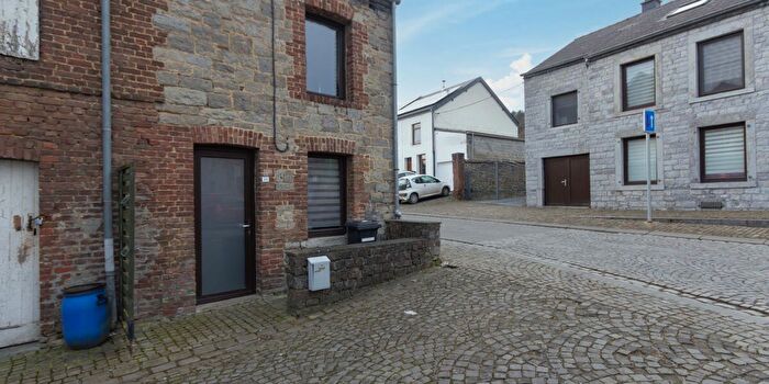 Treignes, Namen - Maison 2 pièces à vendre