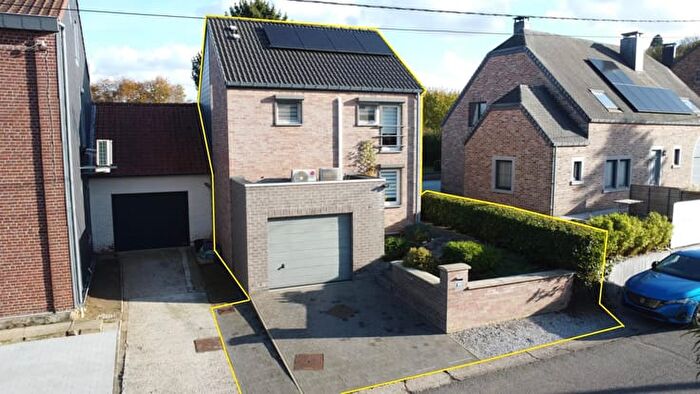 Maison 9 pièces à vendre - RUE DU COLOMBIER, Bassenge