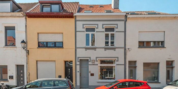Maison 4 pièces à vendre à Dwarsstraat, HeistaanZee