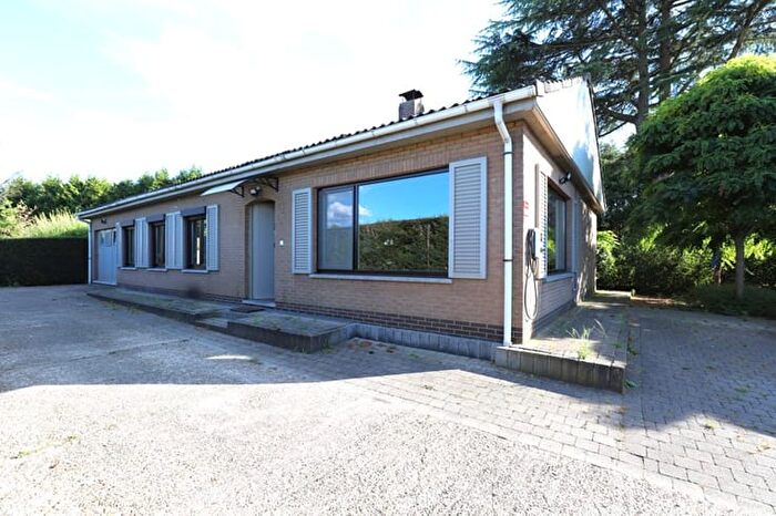 Liersebaan, Zandhoven : Maison 13 pièces à vendre