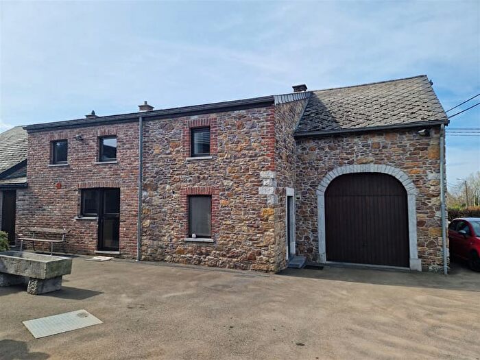 Maison 4 pièces à route de Marche, FErrières, à louer