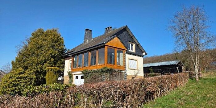 Maison 3 pièces à rue du Bravy, Herbeumont, à vendre