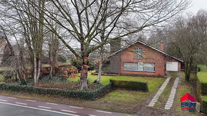 Maison 4 pièces à Oostveldstraat, Eeklo, à vendre