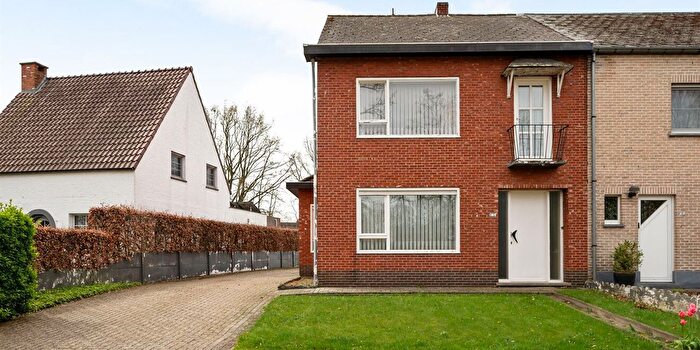 Grensstraat, Olen : Maison 3 pièces à vendre